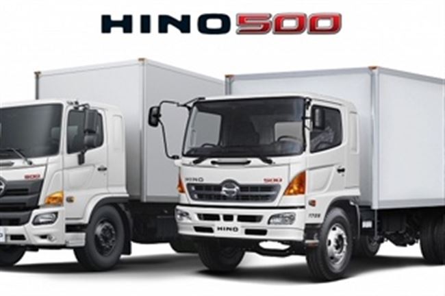 
                Модельный ряд HINO 300 (8 тонн)